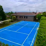 Sagastienea Con Piscina Y Tenis En La Rioja