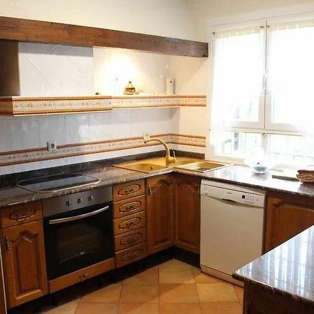 Prázdninový dům Sagastienea Con Piscina Y Tenis En La Rioja