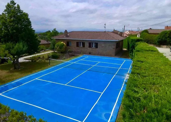 Sagastienea Con Piscina Y Tenis En La Rioja