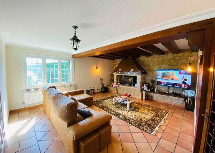 Sagastienea Con Piscina Y Tenis En La Rioja Сasa de vacaciones *